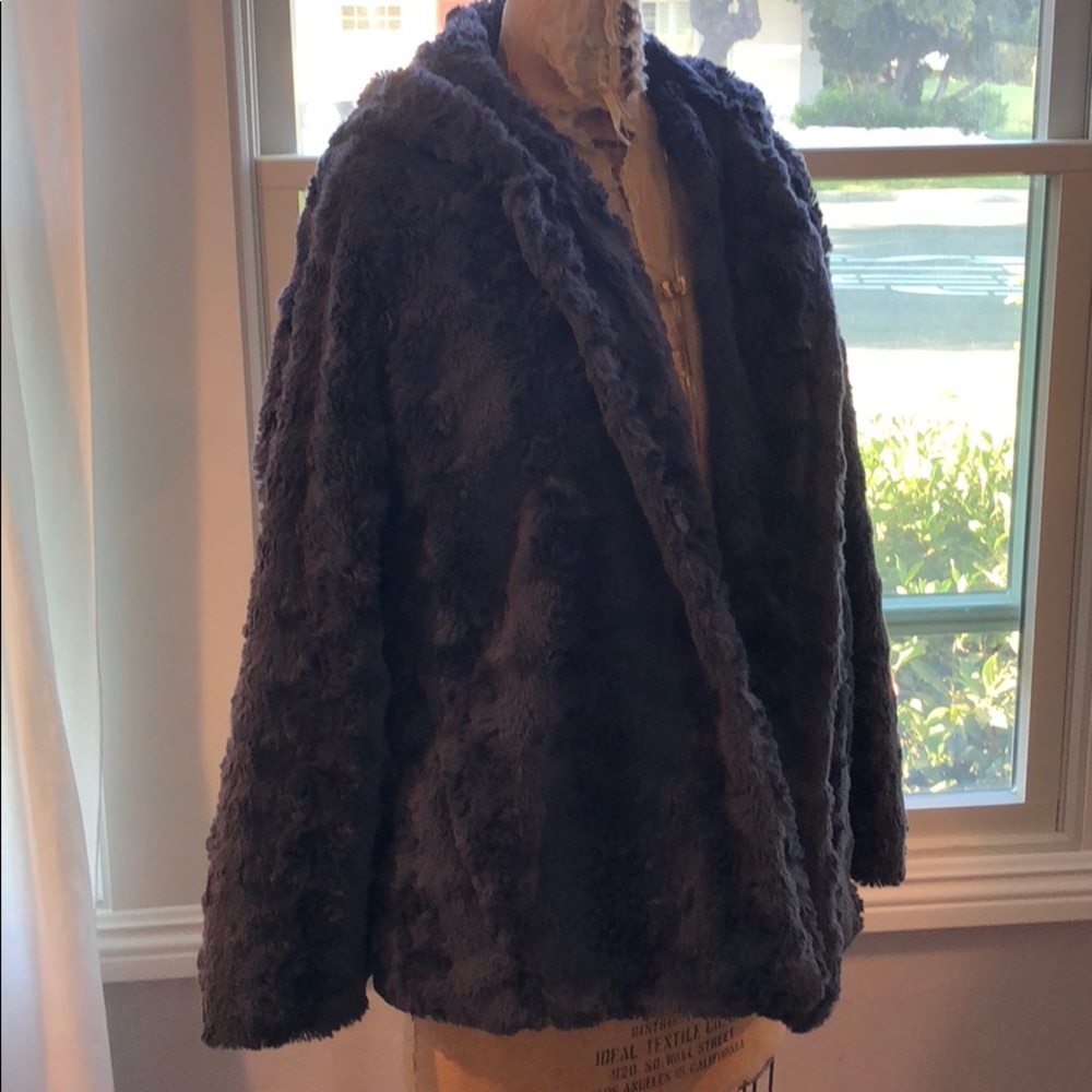 Forever 21 fake fur jacket